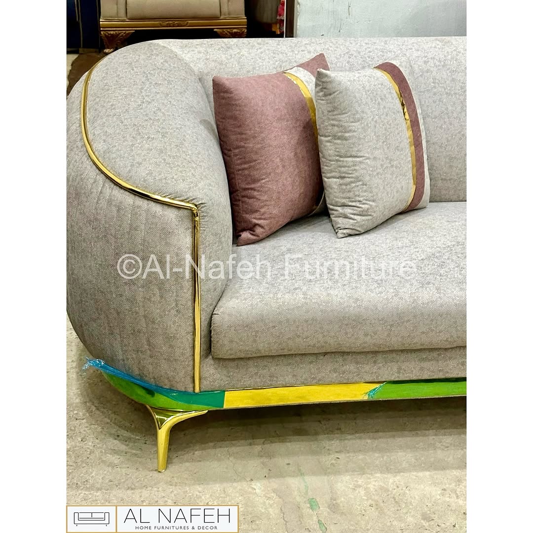 THE CALISTA SOFA