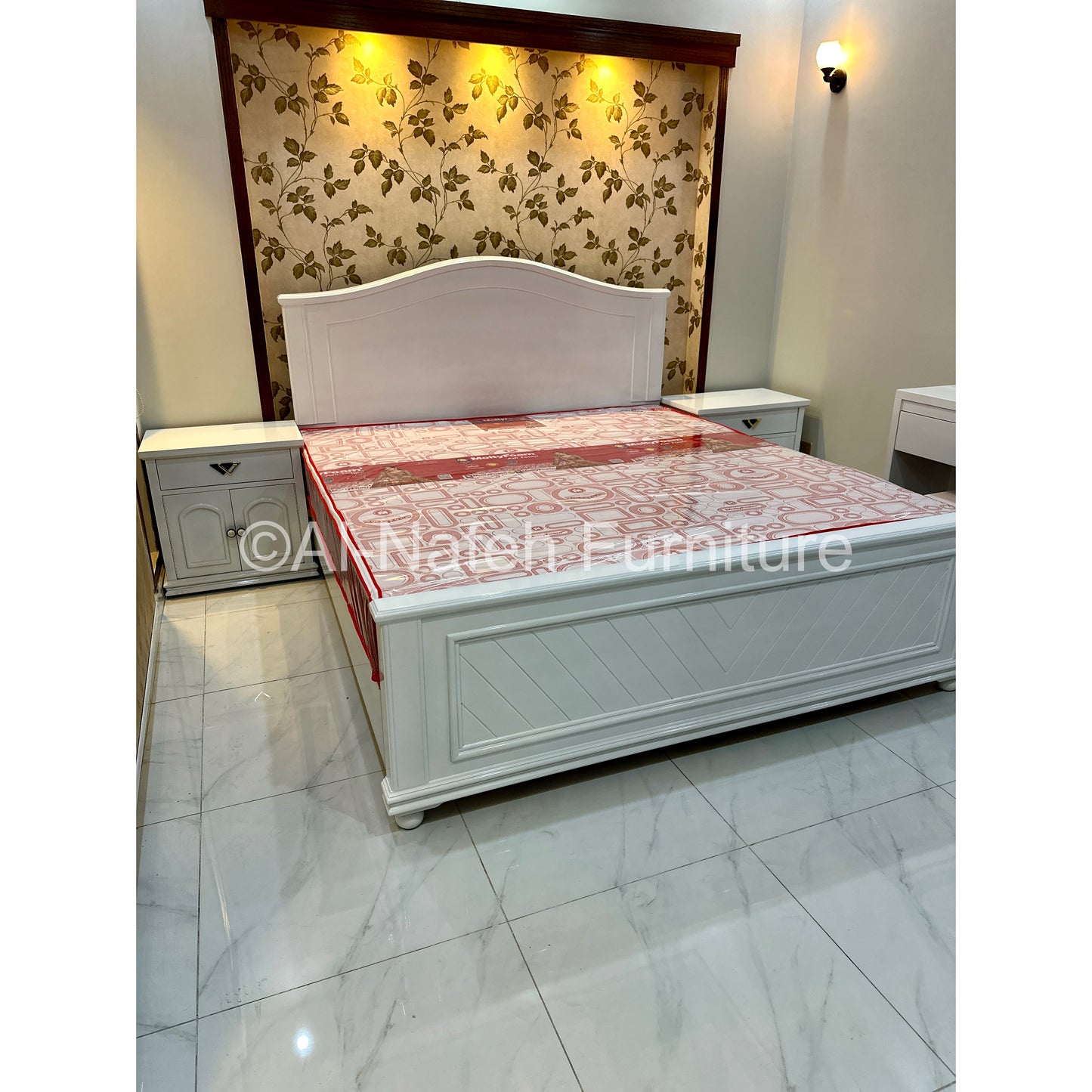 The Whitewood Bed