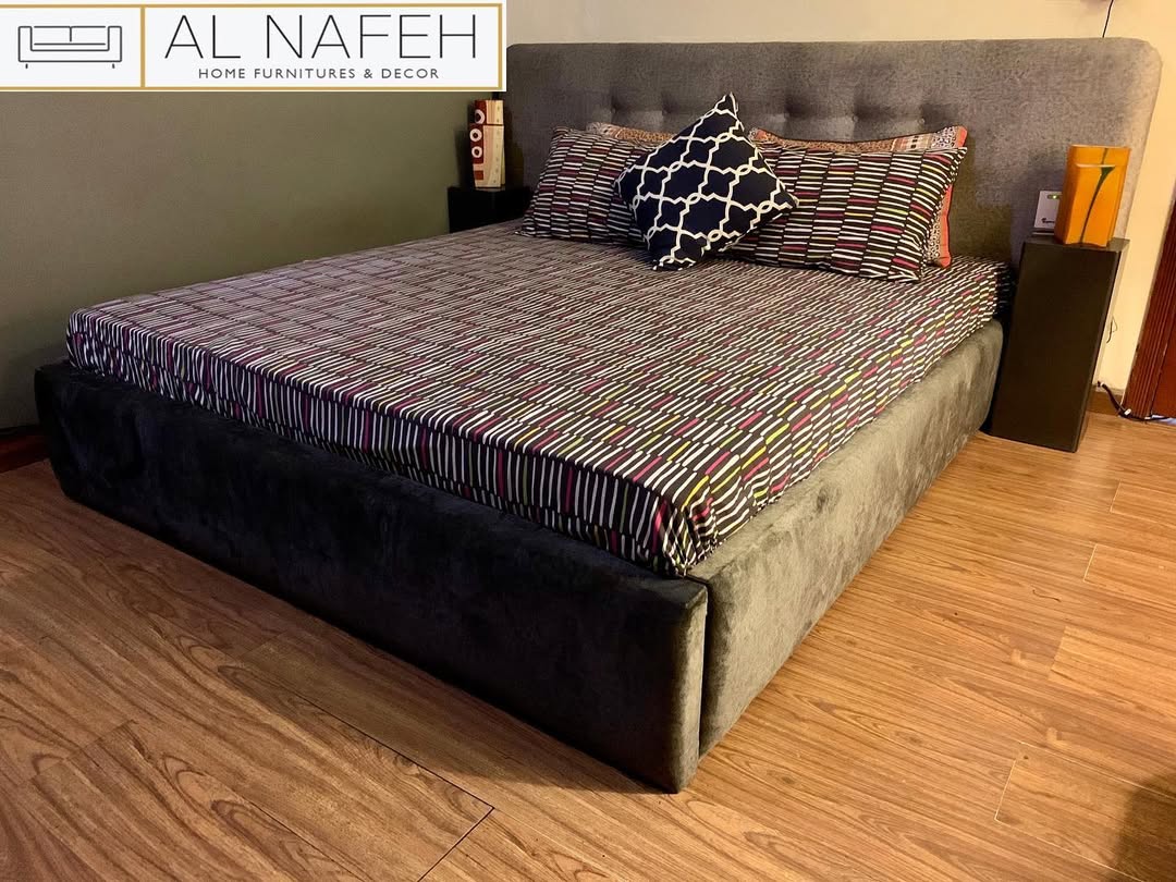 Charcoal grey bed with 2 side racks